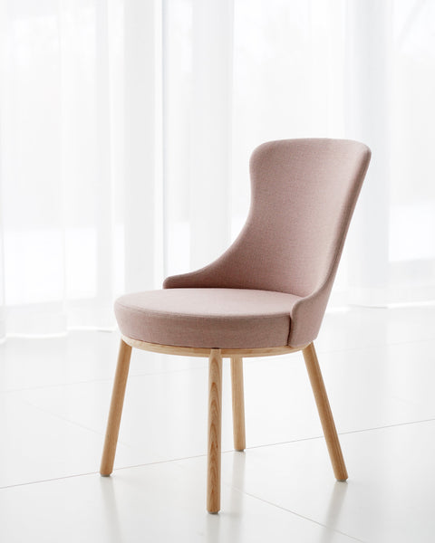 ZEN conference chair (wood legs)
